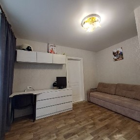 Продам двокімнатну квартиру
