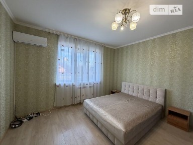 Продаж 3 поверхового таунхауса з ділянкою на 1 сотку, 120 кв. м, 3 кімнати, на юнацька • ID 34084517