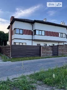 Продаж 2 поверхового таунхауса з ділянкою на 3 сотки, 130.7 кв. м, 2 кімнати, на вул. Зелена бічна 1 • ID 34078840