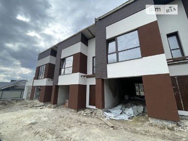 Продаж 2 поверхового таунхауса з ділянкою на 1.5 сотки, 125 кв. м, 2 кімнати, на вул. Тернопільська 4 • ID 34078347