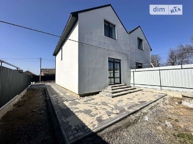 Продаж 2 поверхового таунхауса з ділянкою на 1.5 сотки, 85 кв. м, 3 кімнати, на вул. Мирна • ID 34075560