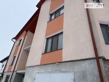 Продаж 2 поверхового таунхауса з ділянкою на 5 соток, 192 кв. м, 4 кімнати, на вул. Степана Бандери 50 • ID 33851562