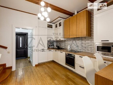 Продаж 3 поверхового таунхауса з ділянкою на 2 сотки, 109.2 кв. м, 1 кімната, на вул. Кобзаря 16Г • ID 33738475