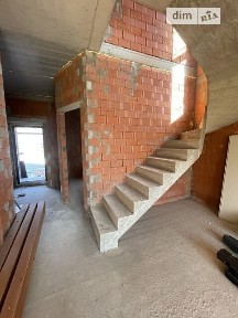 Продаж 2 поверхового таунхауса з ділянкою на 2 сотки, 100 кв. м, 4 кімнати, на вул. Щаслива • ID 33674474