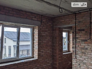 Продаж 2 поверхового таунхауса з ділянкою на 2.5 сотки, 135 кв. м, 3 кімнати, на пров. Весняний • ID 33671969