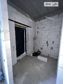 Продаж 3 поверхового таунхауса з ділянкою на 1 сотку, 130 кв. м, 3 кімнати, на вул. Українська • ID 33531278