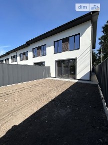 Продаж 2 поверхового таунхауса з ділянкою на 3 сотки, 120 кв. м, 4 кімнати, на пров. Щасливий • ID 33520880