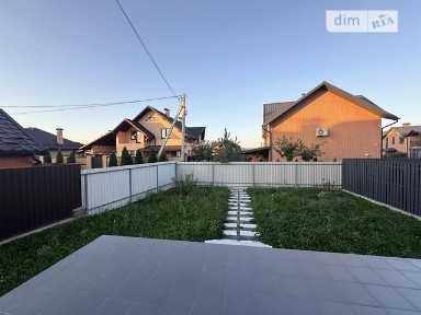 Продаж 2 поверхового таунхауса з ділянкою на 3.5 сотки, 112.3 кв. м, 3 кімнати, на вул. Незалежності • ID 33421415