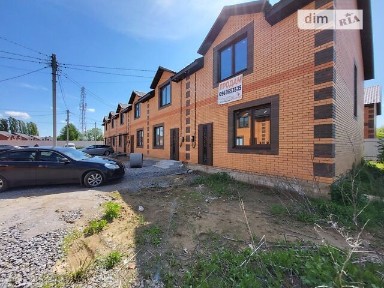 Продаж 2 поверхового таунхауса з ділянкою на 1.9 сотки, 90 кв. м, 3 кімнати, на вул. Соборна • ID 33143942