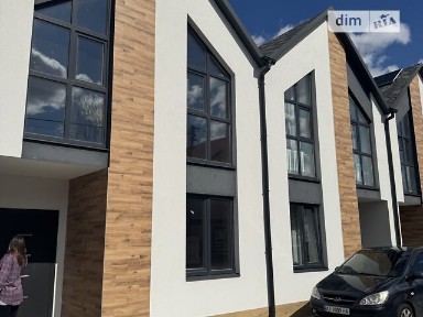 Продаж 2 поверхового таунхауса з ділянкою на 1.5 сотки, 86 кв. м, 3 кімнати, на вул. Лісова • ID 32964904