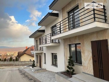 Продаж 2 поверхового таунхауса з ділянкою на 1 сотку, 135 кв. м, 3 кімнати, на вул. Висока • ID 32959845