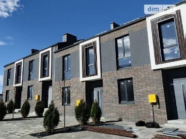 Продаж 2 поверхового таунхауса з ділянкою на 1 сотку, 110 кв. м, 4 кімнати, на вул. Заводська • ID 32895859
