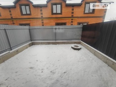 Продаж 2 поверхового таунхауса з ділянкою на 1.6 сотки, 90 кв. м, 3 кімнати, на вул. Соборна • ID 32648380