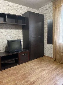 Продам 1к. гостинку, 4\9,ремонт, метро Заводская (404985)
