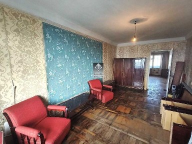 Продаж 3-кімнатної квартири, вул. Чарівна, Шевченківський район