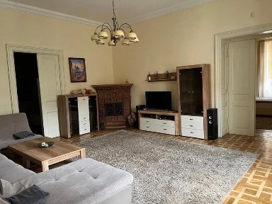 Продаж 3 кім квартира 96 м² 2/3ц вул. Петра Дорошенка Торг! 199900$