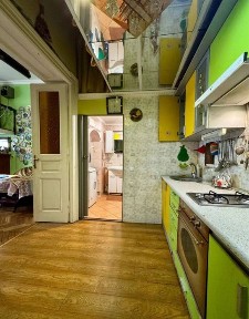 Продаж 1-кімнатної квартири в центрі Львова | вул. Куліша