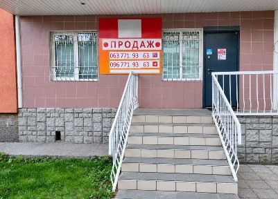Продаж комерційного приміщення на вул. Острозького, площа 35.6 кв. м • ID 34750189