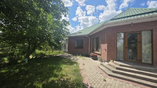 Продаж домоволодіння для великої родини, с. Хацьки, Черк. р-ну