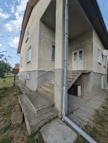 Продаж будинку 152 м² з ділянкою 60 соток с. Унятичі