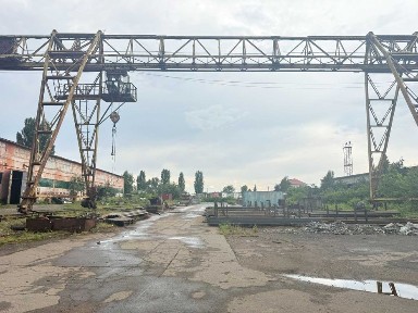 Оренда відкритого майданчика 720 м² під козловим краном 36 т Вінниця