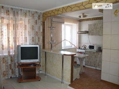 Здам подобово 1к квартиру на вул. Космонавтів 13 • ID 5310840