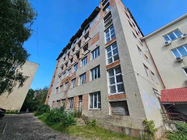 Продаж бізнес-центру, Дрогобич, площа 2405 м. кв, БЕЗ КОМІСІЇ. ЦЕНТР МІСТА
