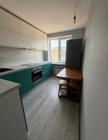 Продам 3 кiмнатну квартиру на ж/м Сонячний/ Вавілон