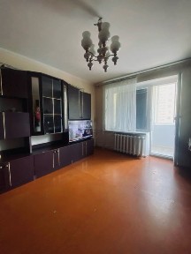 Продам 1 кімнатну квартиру. 3й поверх. Газова автономка