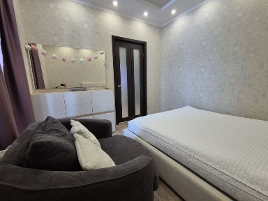 Затишна 1к квартира, ЖК Комфорт Таун, Регенераторна 4к5