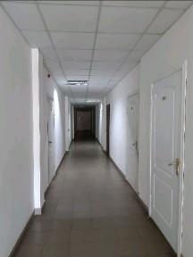 Продамо половину 2гого поверху ( 620м2), вул. Карбишева 1