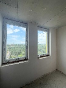 Продам простору квартиру ЖК Рівер Сіті