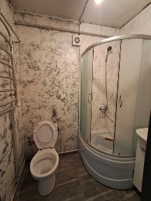 Продам 1 кім. квартиру в районі податкової
