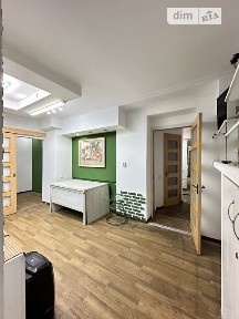 Продаж комерційного приміщення на вул. Володимира Мономаха 31, площа 38.3 кв. м • ID 34712174