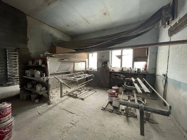 продаж комплексу будівель