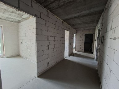 Продаж 2кім квартири по вул. Тарнавського