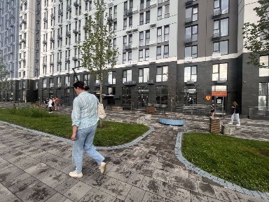 Оренда фасадного приміщення ЖК Sky Avenue (Cкай Авеню)