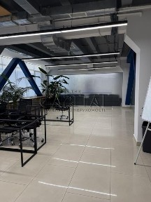 Оренда офіс БЦ «Воздвиженський», 425 м/2 вул. Верхній Вал, 5 хв. м. Контрактова площа, Воздвиженка, Поділ, центр