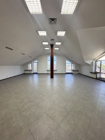 Приміщення 120 м2, фасад вул. Київська