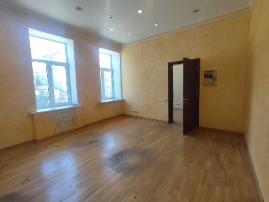 Без комісії, блок 3 трьох кабінетів, Фасад, вигляд на Хрещатик
