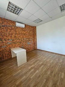 Здається офісне приміщення 120 м. кв, Святошинський р-н, Брест-Литовське шосе, 7-б