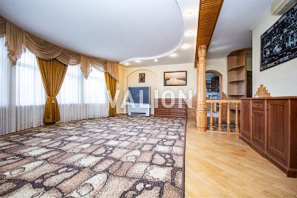 Без % Продаж 4-кімнатної двоповерхової квартири, вул. Герцена, 17/25, Шевченківський район