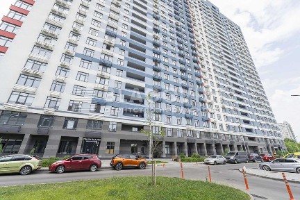 1к 44м2 метро Лівобережна Новобудова