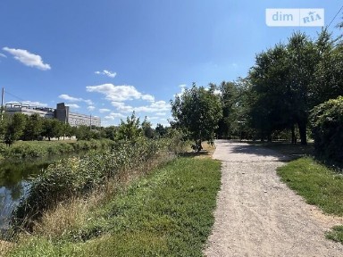 Ракетна вулиця, район Центрально-Міський, Кривий Ріг, вул. Ракетна • ID 34729235