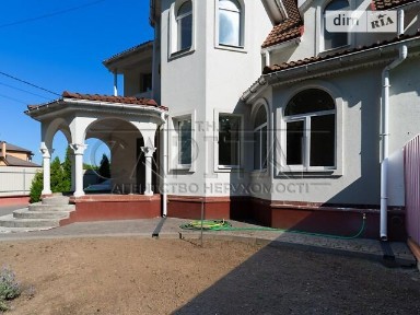 Продаж 2 поверхового будинку з опаленням і ділянкою на 5 соток, 200 кв. м, 5 кімнат • ID 34726310