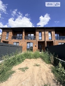 Продаж 2 поверхового таунхауса з ділянкою на 2 сотки, 120 кв. м, 4 кімнати, на вул. Калинова • ID 34725080
