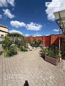 Продаж 2 поверхового будинку з ремонтом і ділянкою на 5.8 сотки, 192 кв. м, 4 кімнати, на вул. Лебедєва-Кумача • ID 34722138