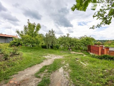 Продаж 2 поверхового будинку з балконом і ділянкою на 19 соток, 261 кв. м, 7 кімнат, на вулиця крута • ID 34721990