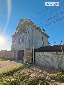 Продаж 3 поверхового будинку з верандою і ділянкою на 4 сотки, 550 кв. м, 5 кімнат, на вул. Світла 18 • ID 34721733