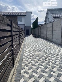 Продаж 2 поверхового дуплекса з ділянкою на 1.8 сотки, 95 кв. м, 3 кімнати, на вул. Незалежності • ID 34721286